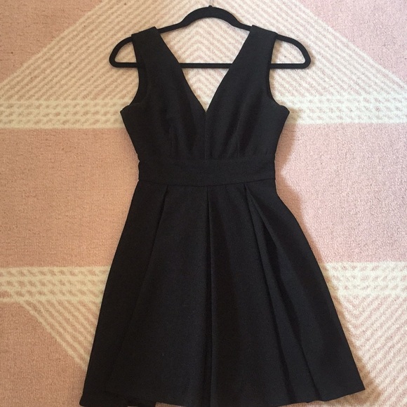 Dresses & Skirts - Black mini dress